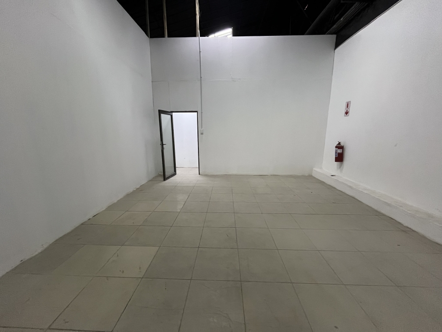 To Let Commercial Property for Rent in Lower Bo-dorp North West